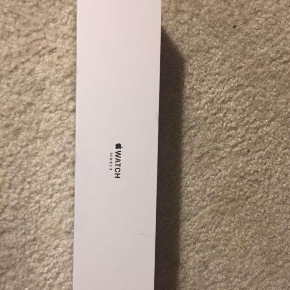 Apple Watch 3 cellular 38 MM gold aluminum case